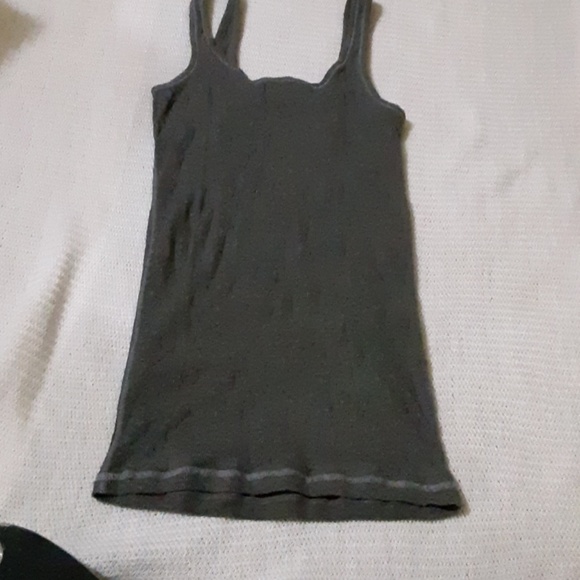 Top - Picture 4 of 5